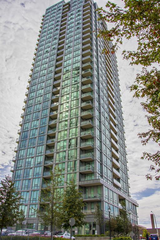 Maplewood Furnished Suites Mississauga Buitenkant foto