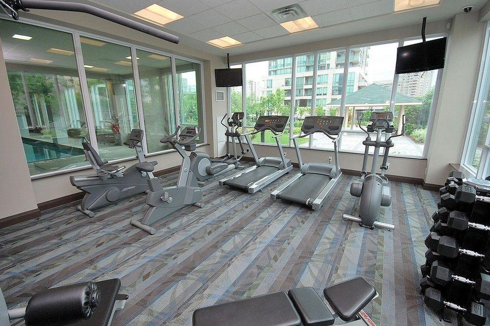 Maplewood Furnished Suites Mississauga Buitenkant foto